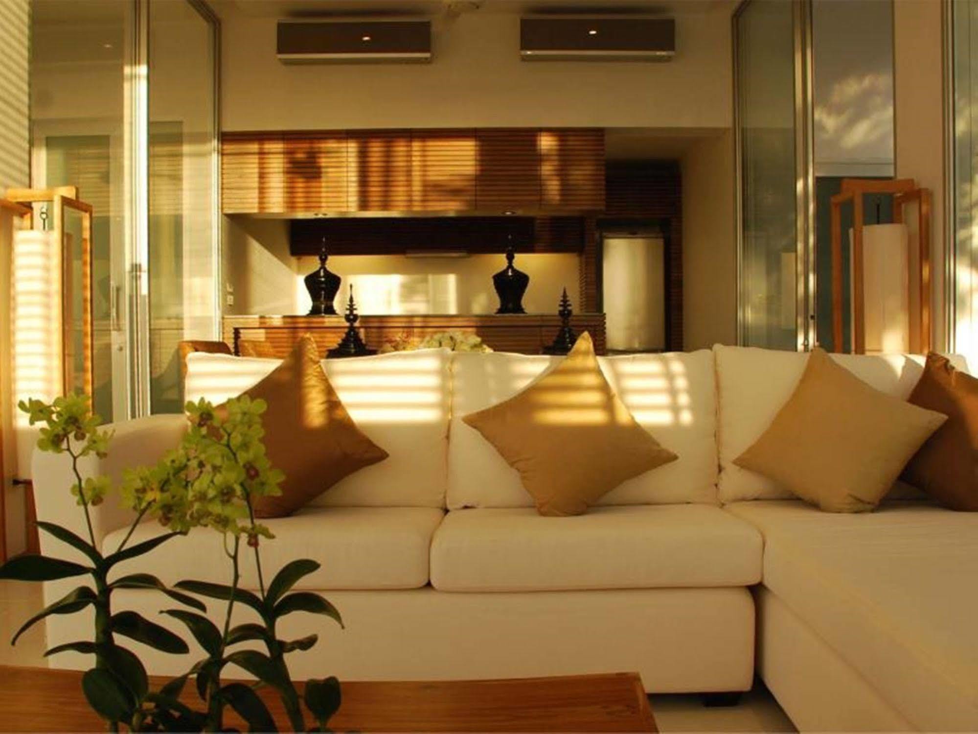 The Quarter Phuket Hotel Surin Beach  Buitenkant foto